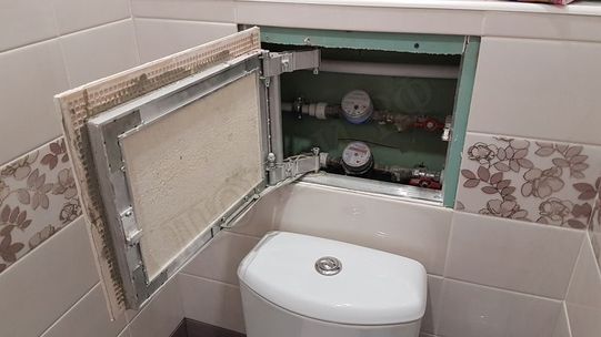 Люк под плитку Нажимной Секрет-Лайт 500*900 Люк под плитку Нажимной Секрет-Лайт 500*900