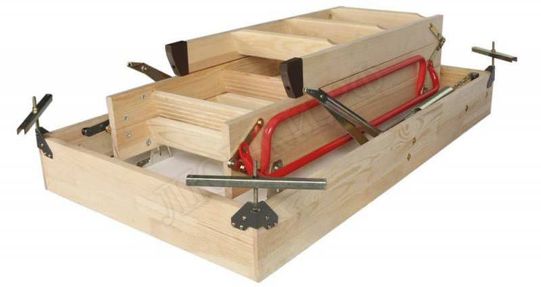 Дополнительные элементы для лестниц OMAN монтажный комплект  Дополнительные элементы для лестниц OMAN монтажный комплект