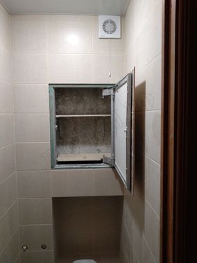 Люк под плитку Нажимной Секрет-Лайт 500*900 Люк под плитку Нажимной Секрет-Лайт 500*900